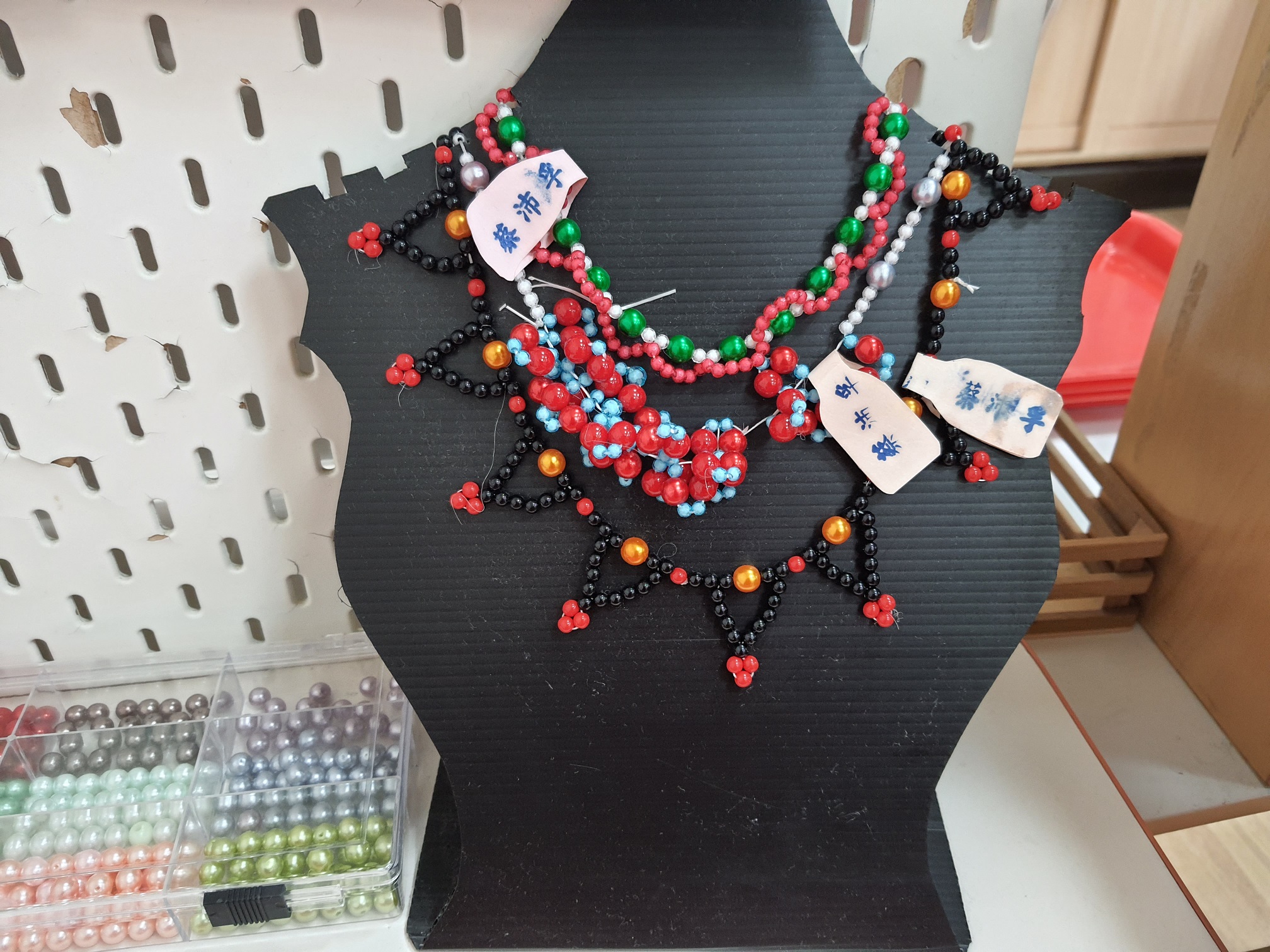 【珠寶設計師】_椿象班