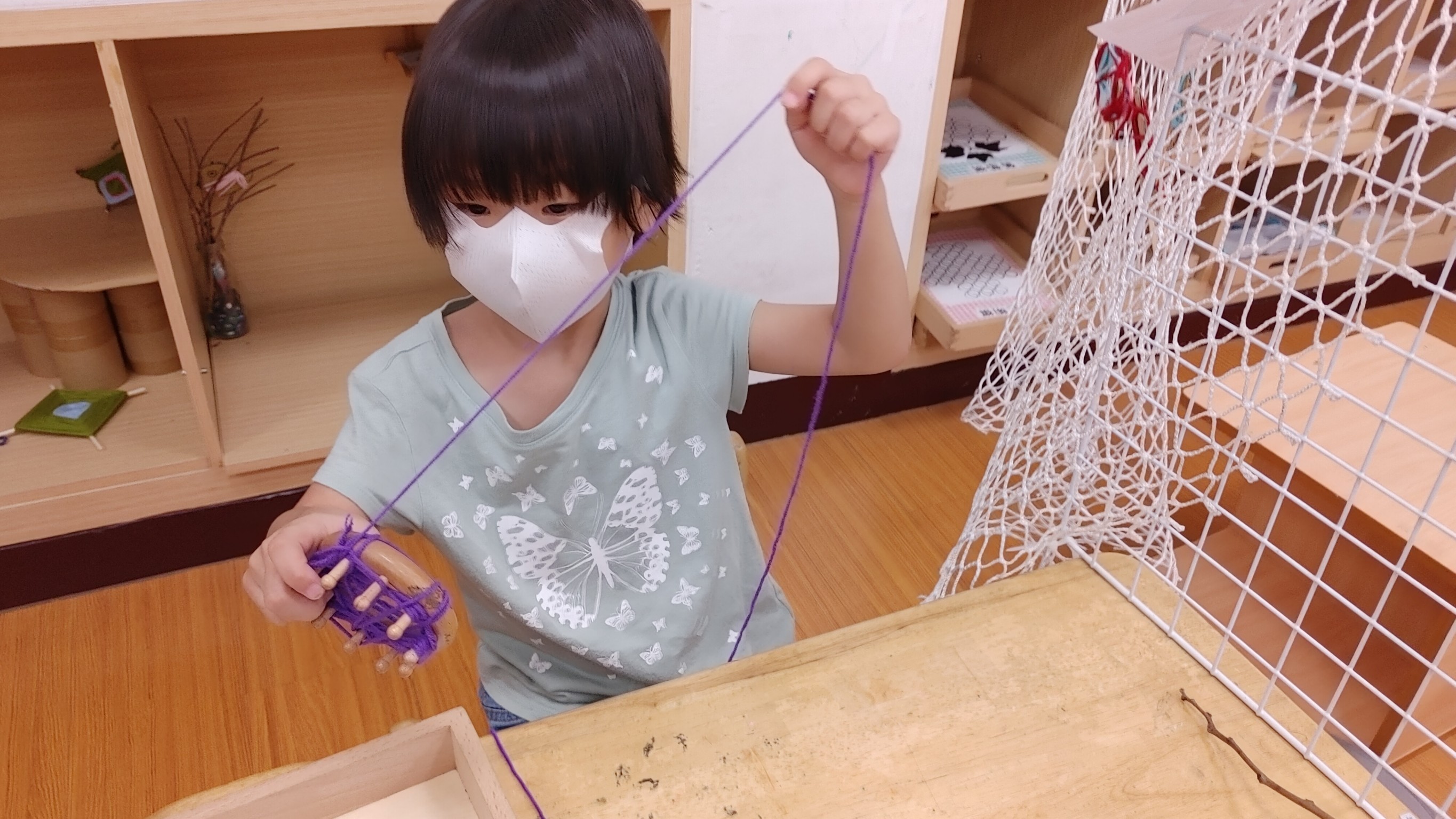 【又繞又套的毛線藝術】_蝴蝶班